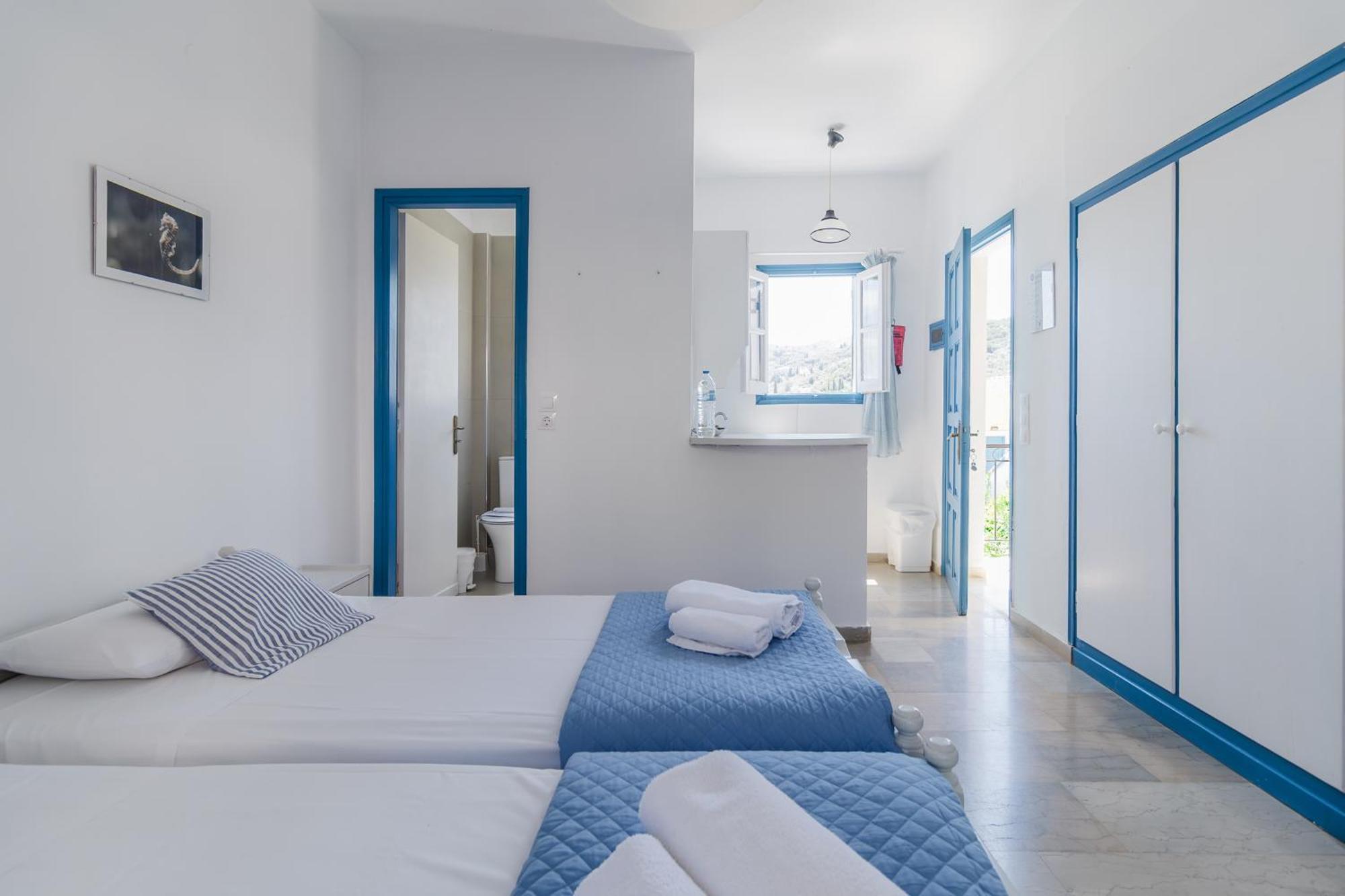 Sunflower Apartments & Studios Касиопи Екстериор снимка