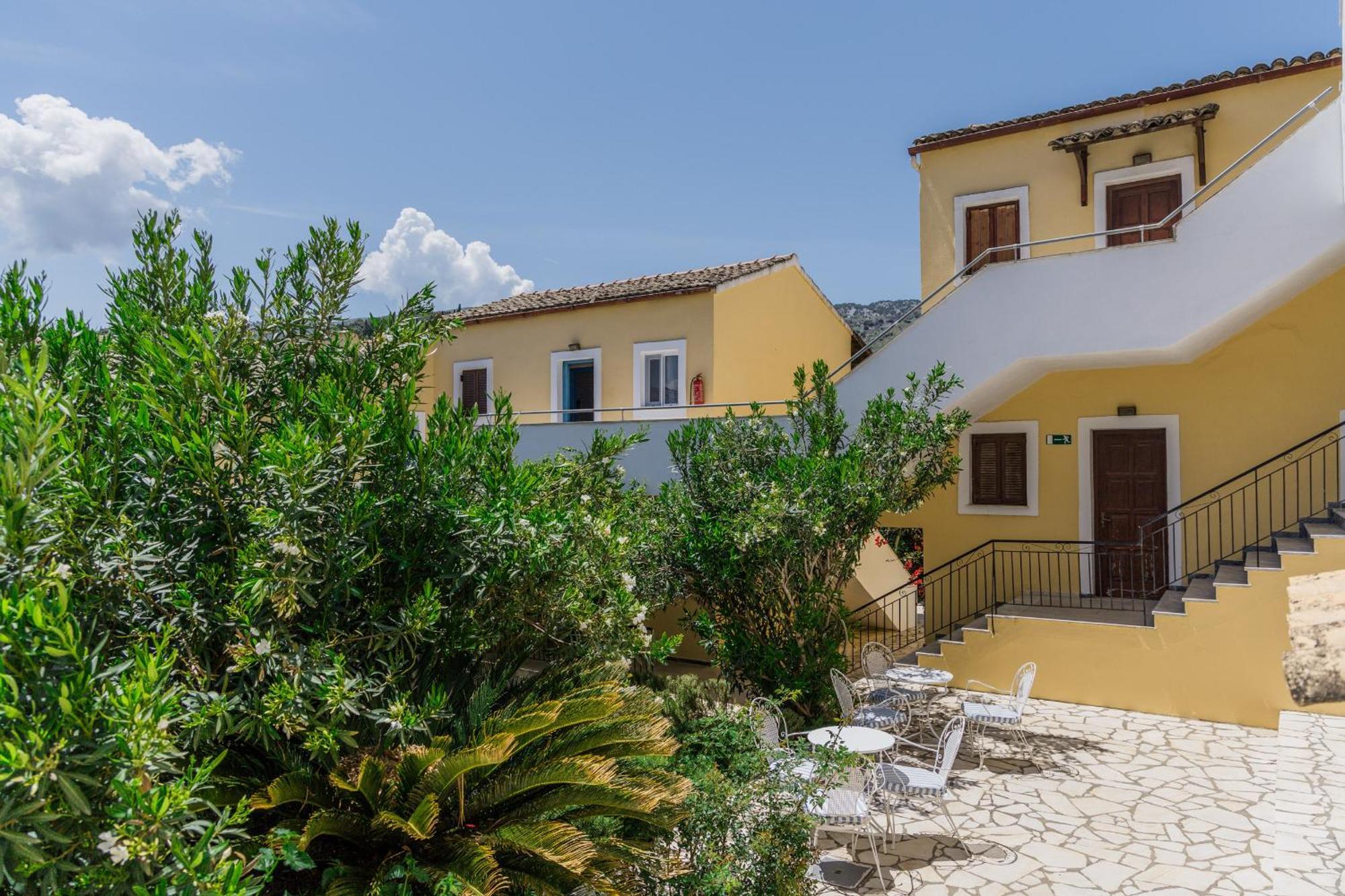 Sunflower Apartments & Studios Касиопи Екстериор снимка